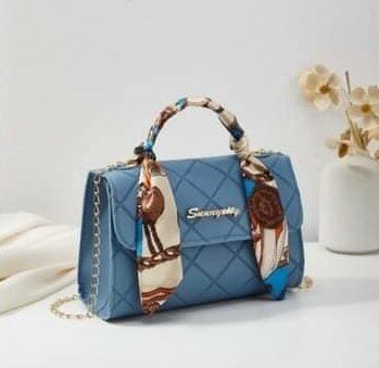 Stylish women's handbag blue