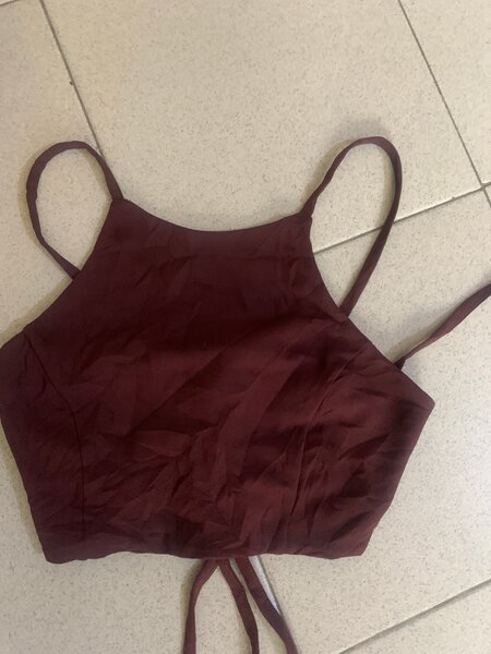 Top court bordeaux tendance