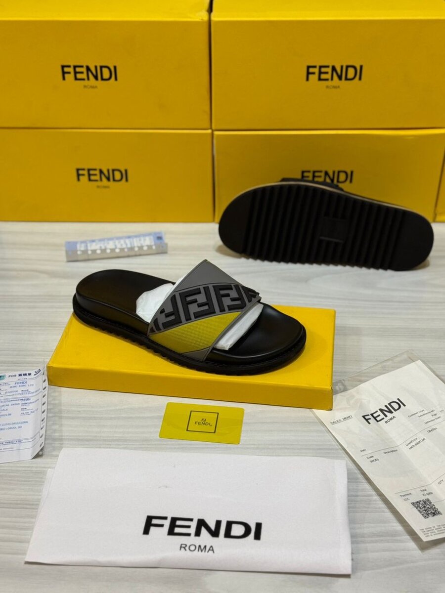 Sandales de luxe Fendi
