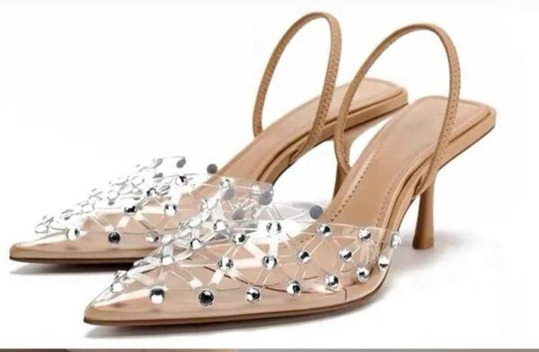 Escarpins élégants à strass