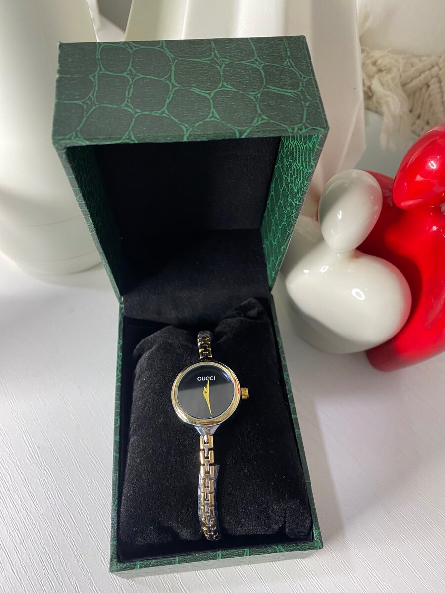 Wrist watch for ladies