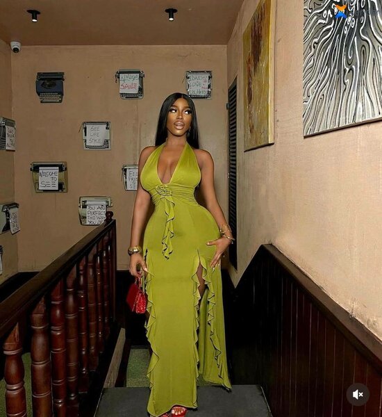 Robe longue élégante verte