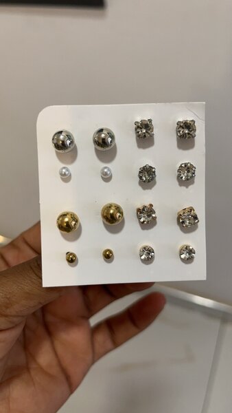 8 in 1 ear rings set