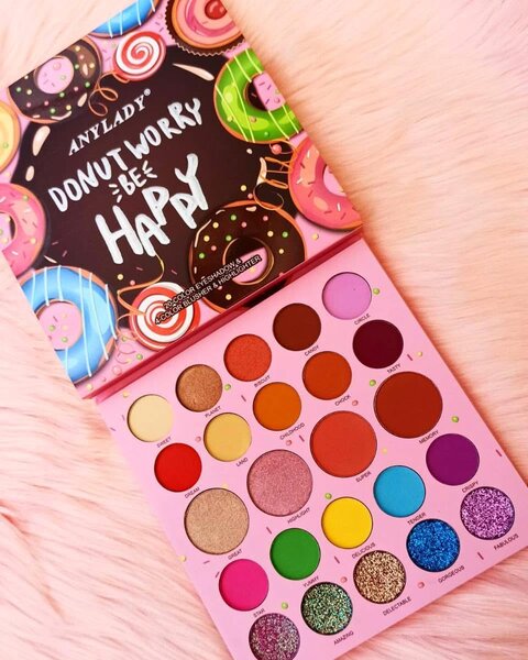 Palette maquillage 'Donut Worry'