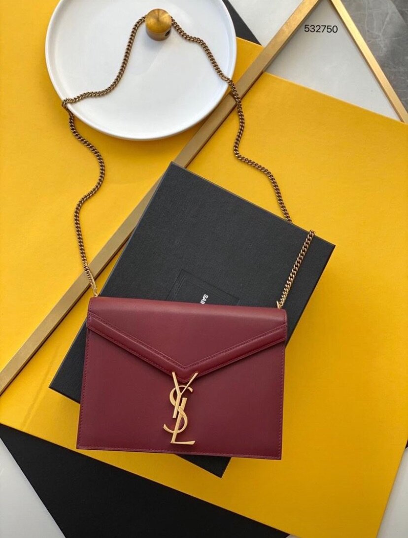 Sac à main chic chaîne dorée