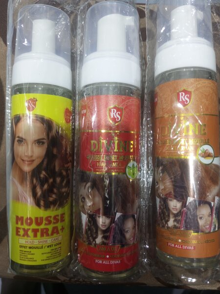 Mousse Coiffante RS Divine