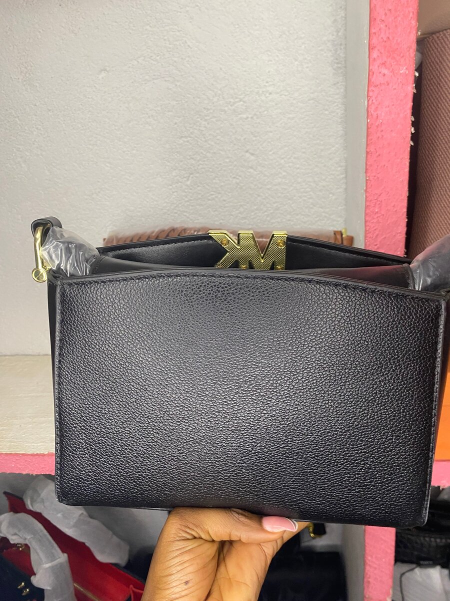 Sac à main en cuir noir élégant MK