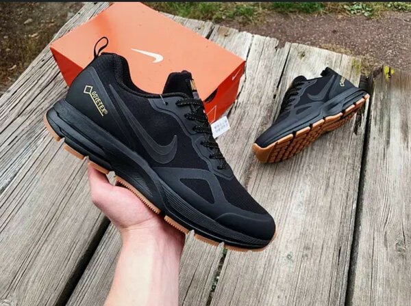 NIKE GORETEX