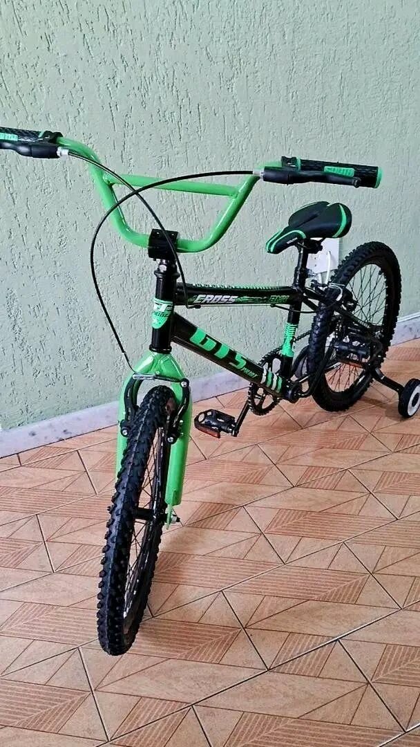Vélo Enfant Robuste et Coloré