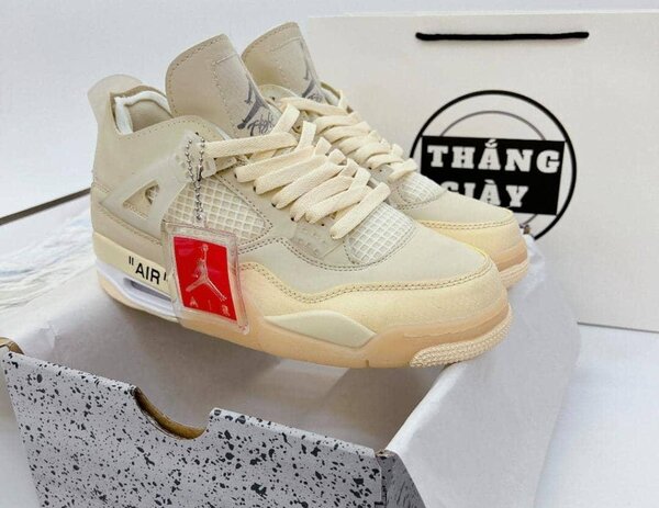 Baskets Air Jordan 4 Homme