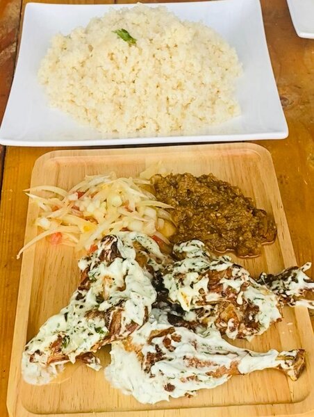 1/2 Poulet mayo avec attiéke