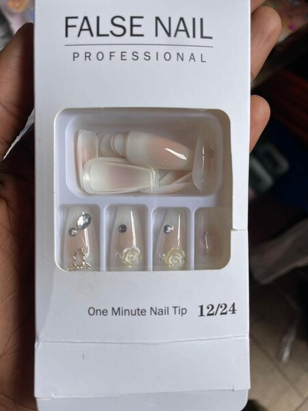 Faux Ongles Décoratifs