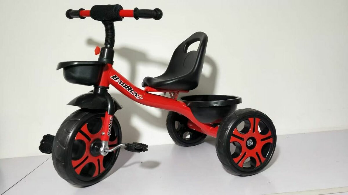 Velos , tricycle enfant