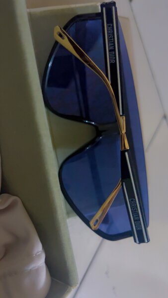Lunettes de soleil Dior luxueuses