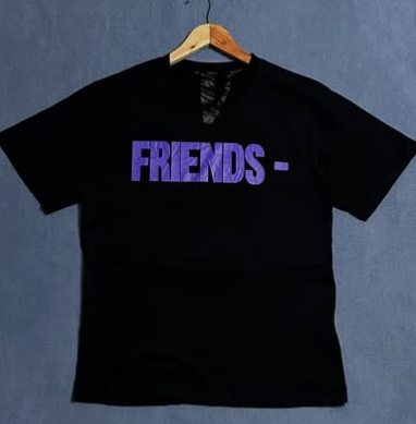 VLONE t shirt size: M