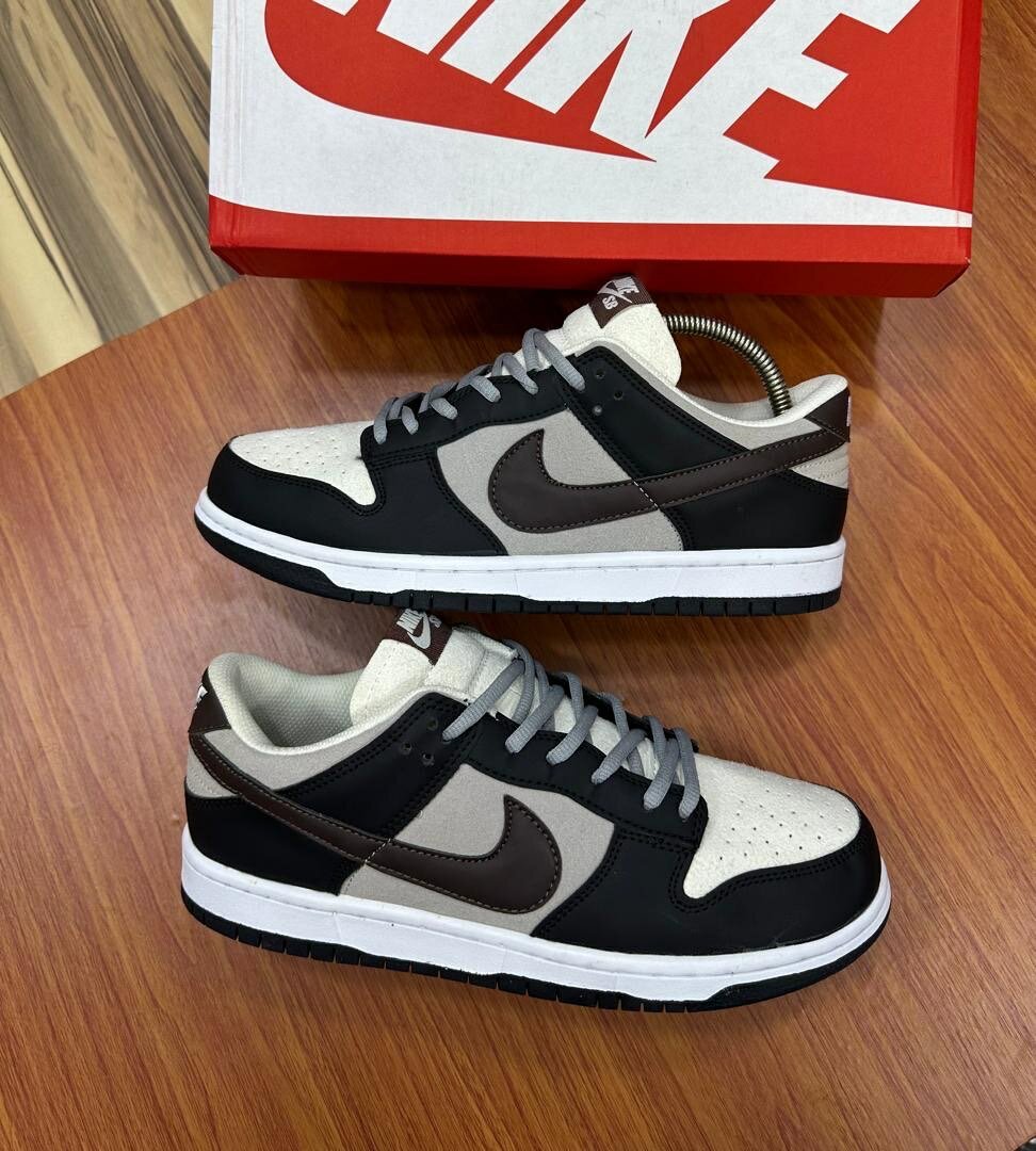 NIKE SB CLASSIC