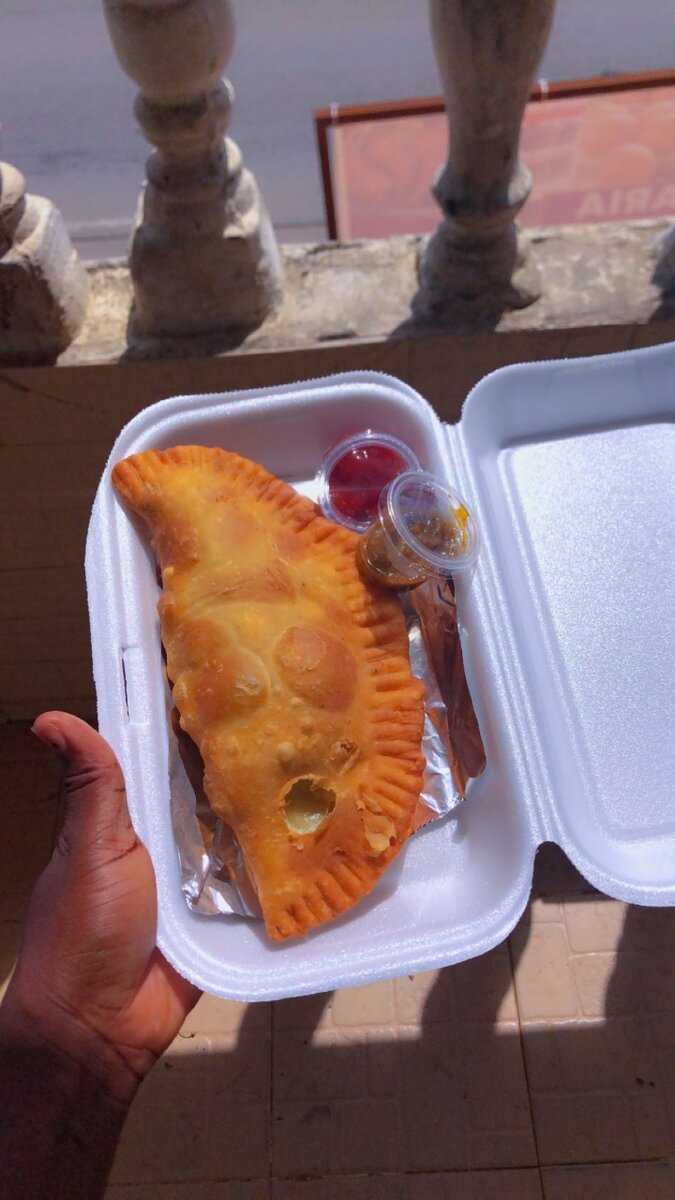 Délicieux Pastel Frit