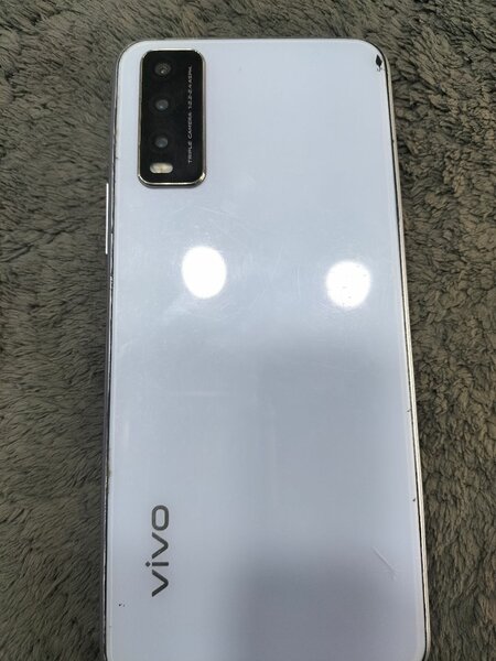 Vivo y20