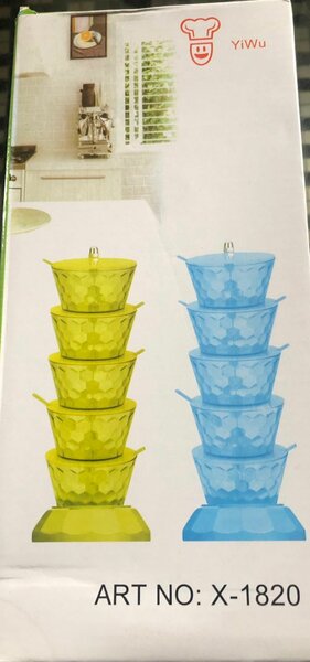 Ensemble de bols pour épices.