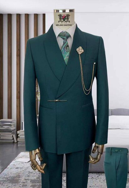 Costume élégant pour homme