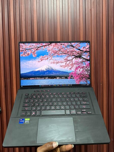 ASUS REPUBLIC OF GAMERS(ROG)