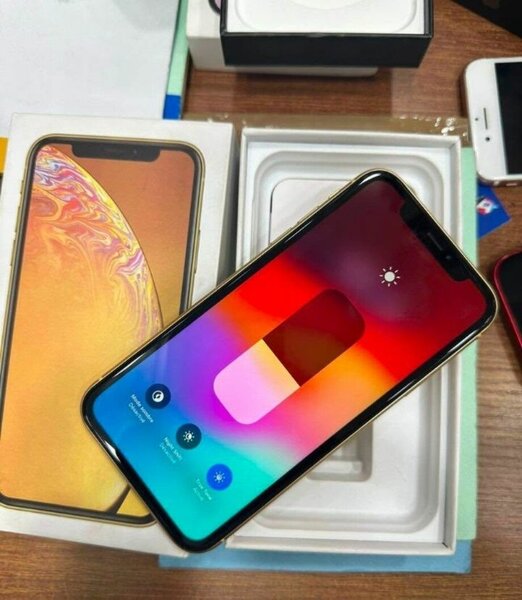 iPhone XR