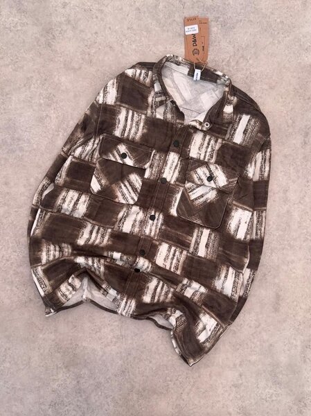 Chemise à carreaux marron