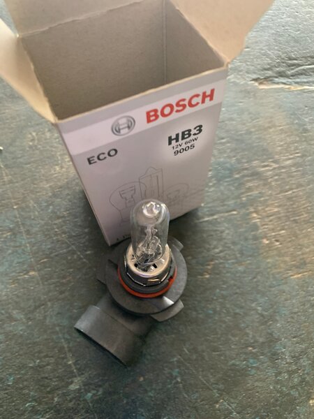 Ampoule Halogène BOSCH HB3 12V 60W