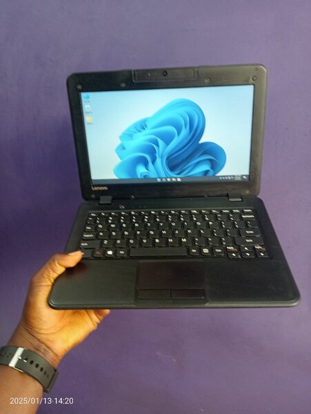 LONOVO 100e laptop
