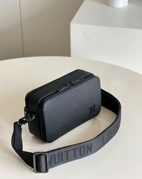 Sacoche Louis Vuitton