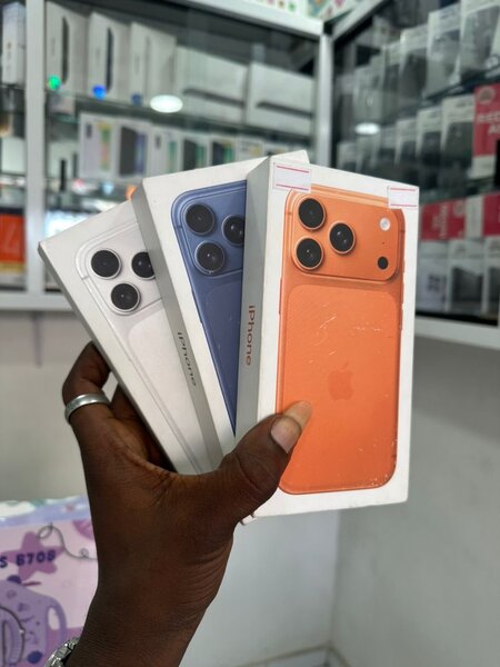 iPhone 17pro Max  