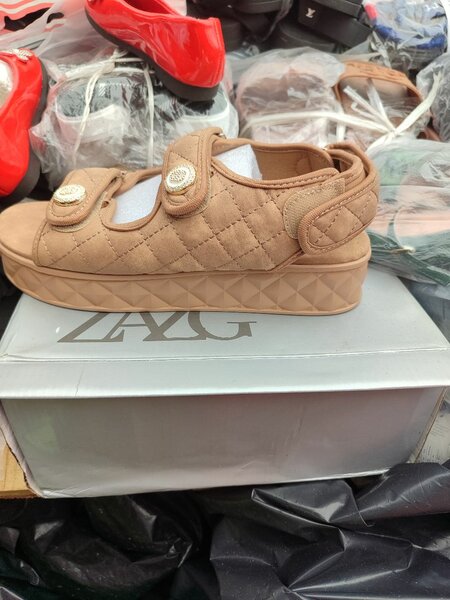 Quilted Platform Sandals