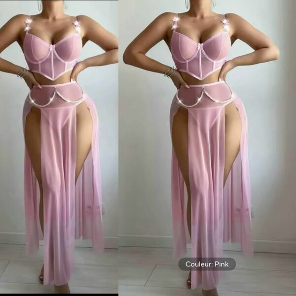 Ensemble lingerie rose chic