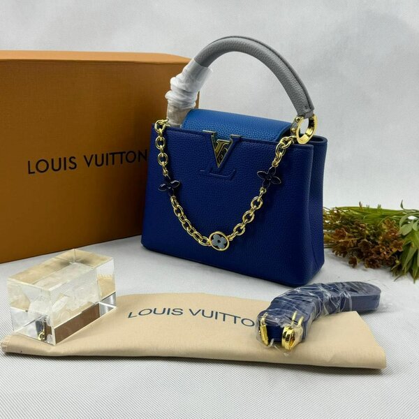 LOUIS VUITTON HANDHELD BAG