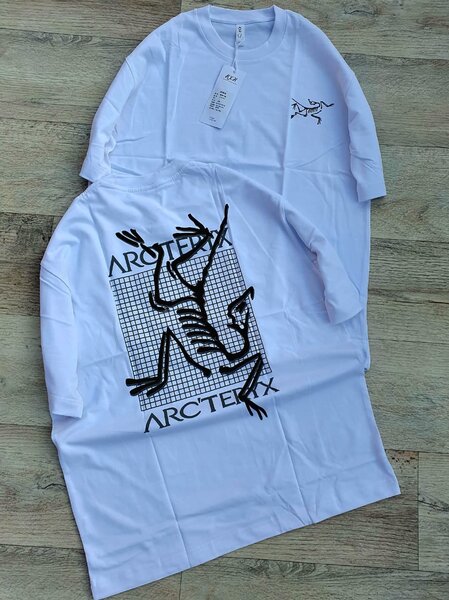T-shirt Arcteryx blanc