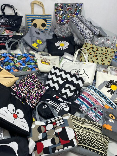 Sacs fourre-tout imprimés colorés