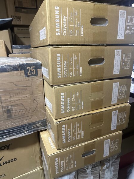 Sealed Samsung Qhd, Ips, G-Sync, Hdr10, 165hz Monitor