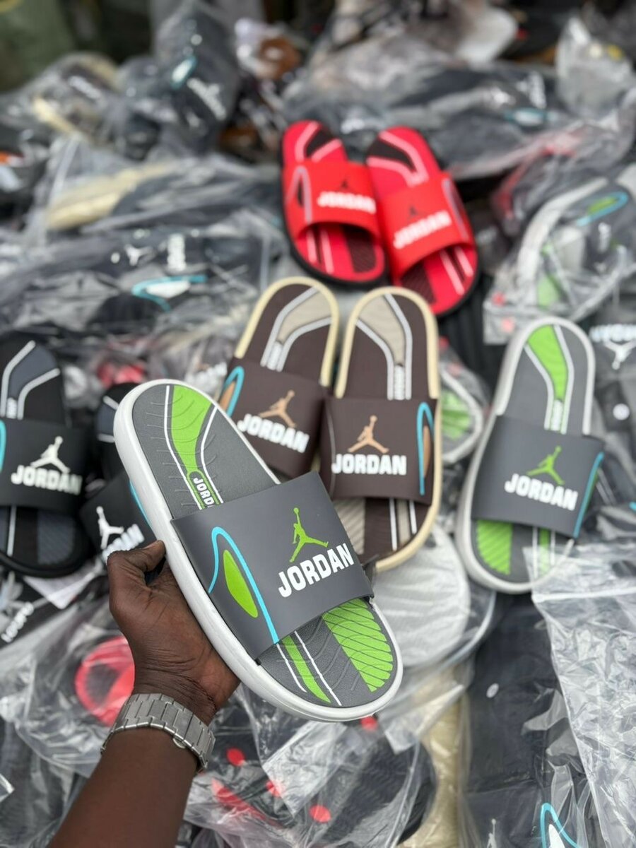 Claquettes Colorées Unisex