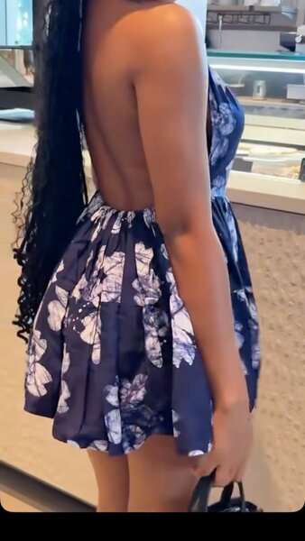 Robe dos nu élégante pour femmes