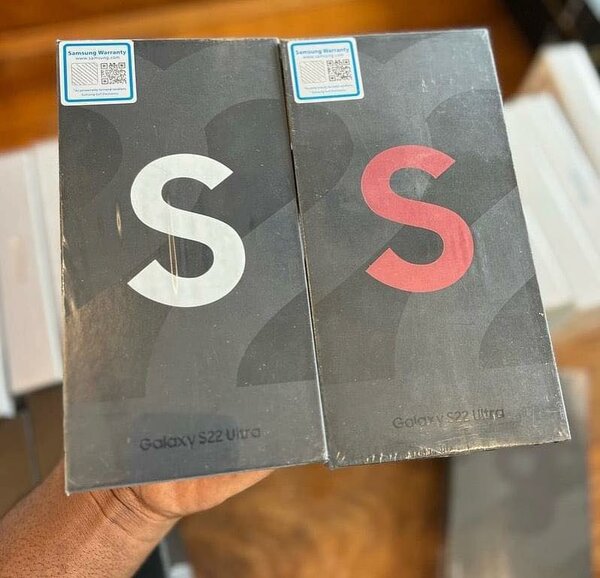Brand New Samsung S22Ultra *256GB 