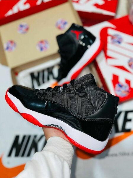 Air jordan 11