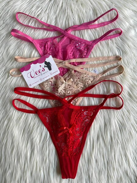 Strings et culottes pour femmes
