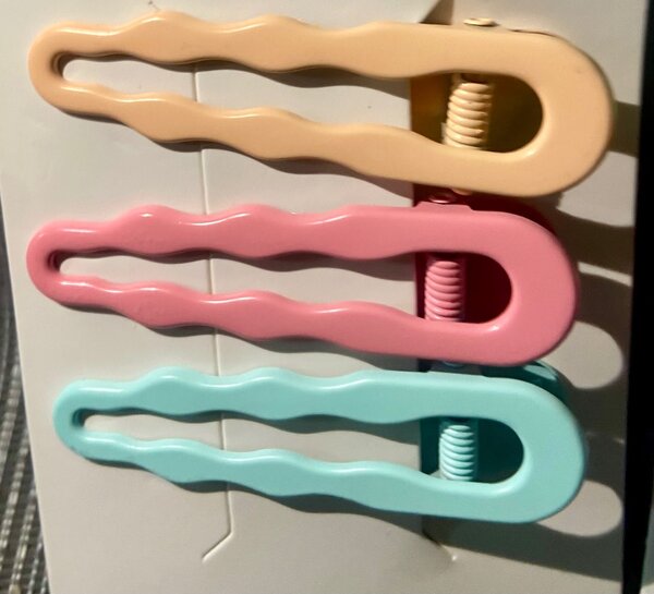 Pinces à cheveux colorées