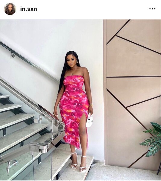 Belle robe de toute les couleurs