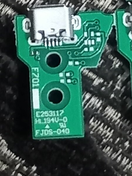 Circuit de charge ps4