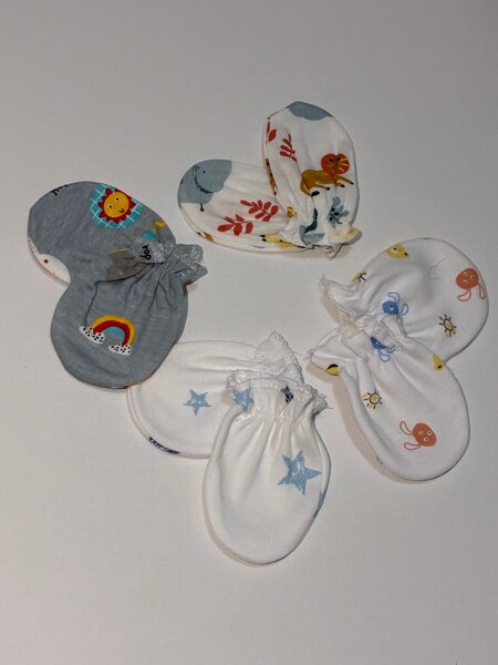 Moufles Bébé en Coton Doux