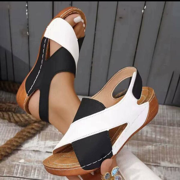 Chaussure compensée