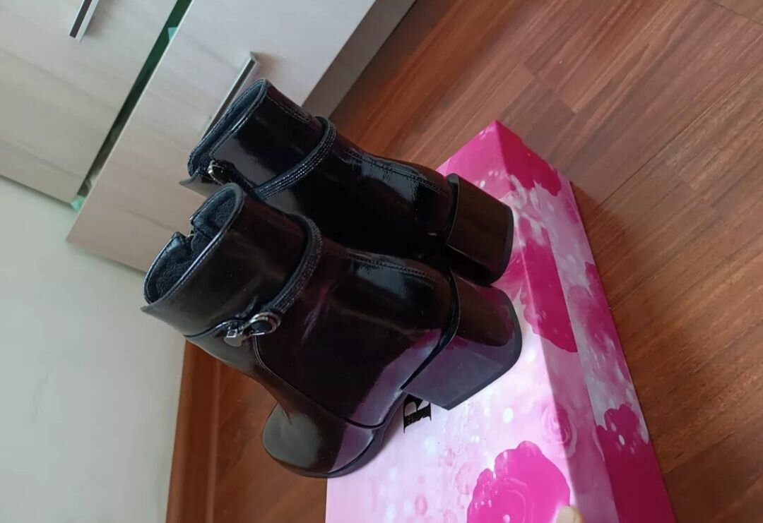 Туфли 37 размер цена 1500. Батальон 38 размер2500