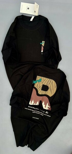 T-shirt noir manches courtes