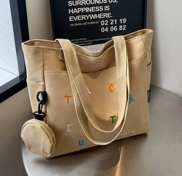 Tote bag